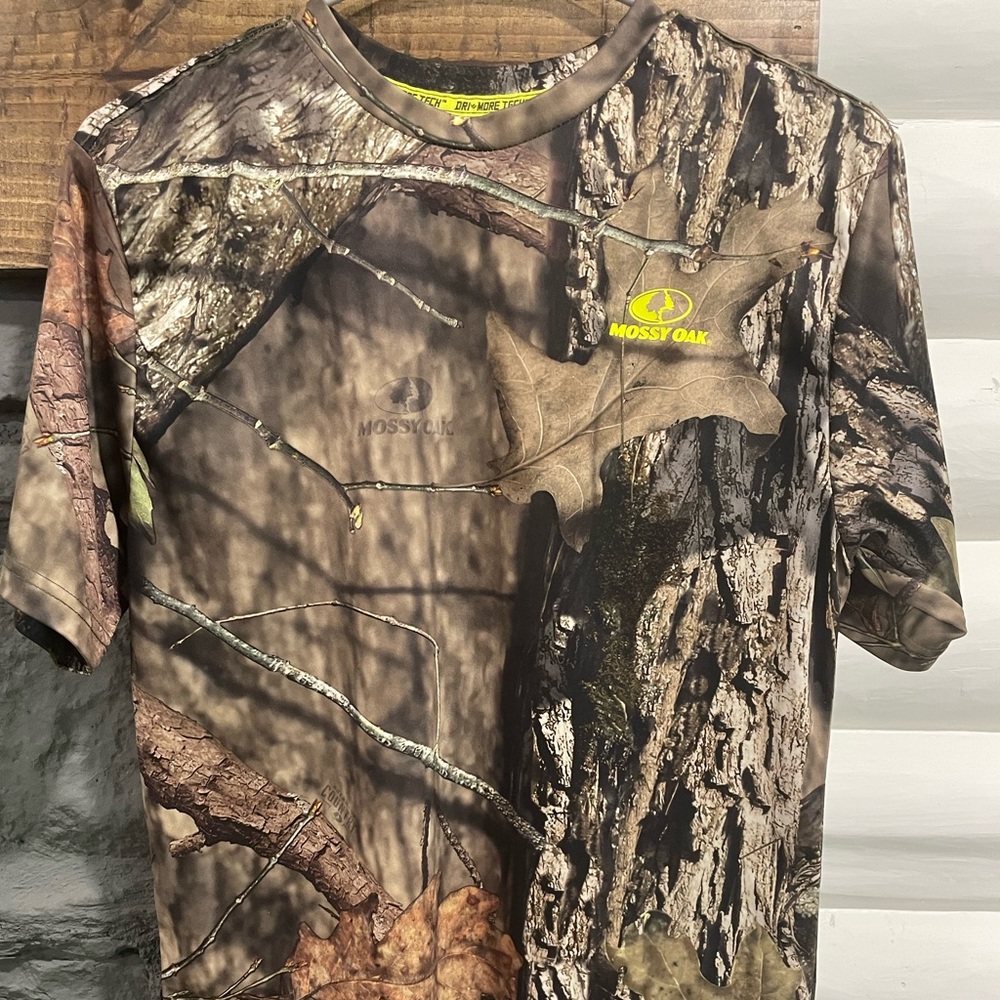 Youth XL Mossy Oak Camouflage Dri Fit Shirt